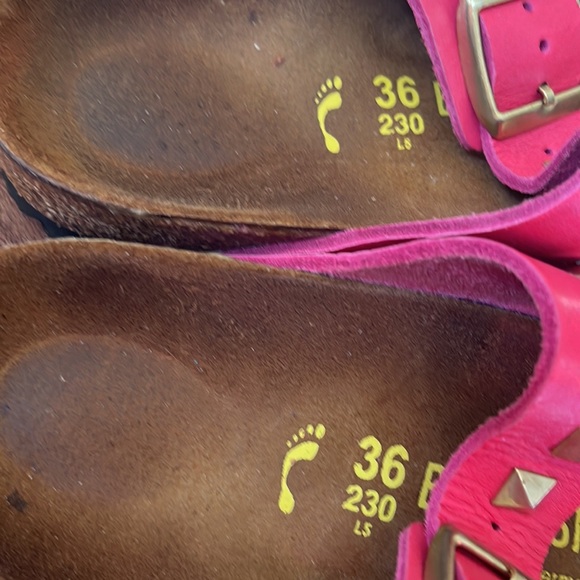 𝅺THE BIRKENSTOCK women Arizona studded fuchsia size 36- RARE. - Picture 12 of 15